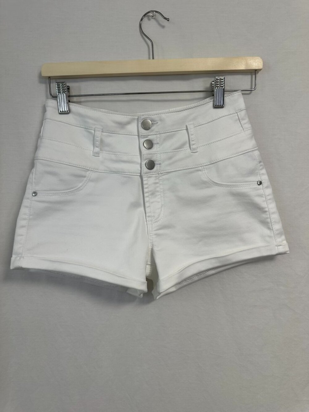 Refuge White High Rise 3-Button Cuffed Denim Shorts Size 2